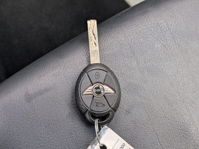 2006 MINI Cooper S Convertible  - 23079147 - 27