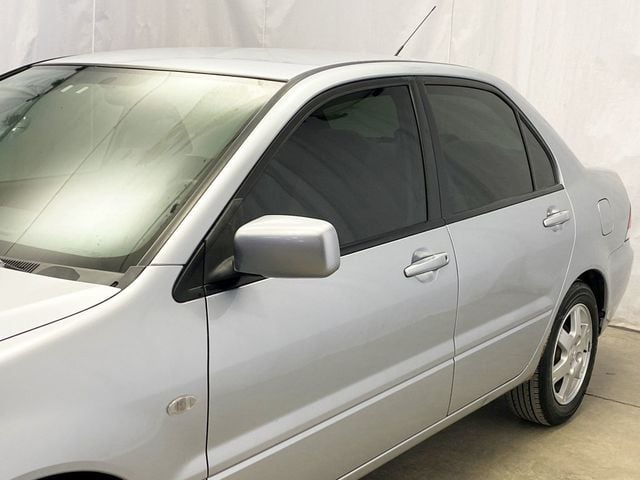 2006 Mitsubishi Lancer 4dr Sedan ES Automatic - 22981326 - 1