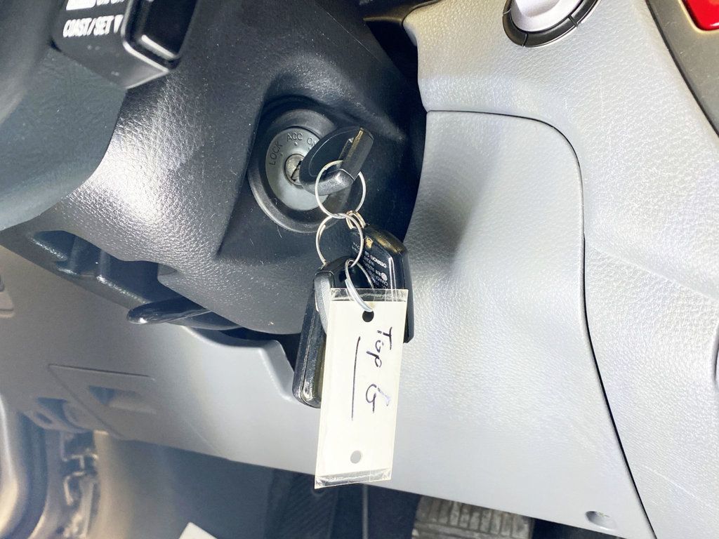 2006 Mitsubishi Lancer 4dr Sedan ES Automatic - 22981326 - 24