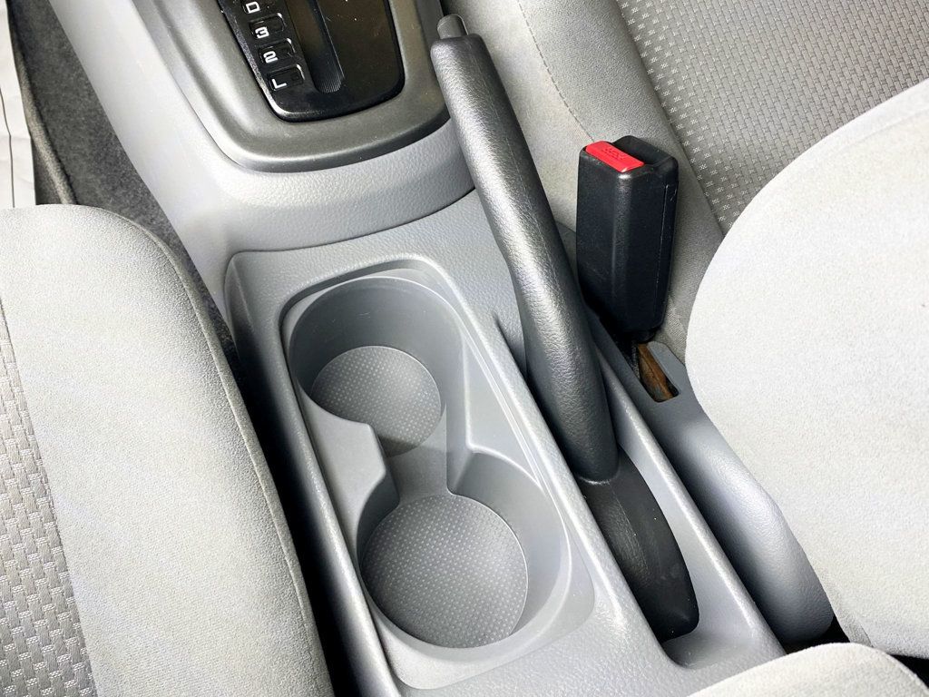 2006 Mitsubishi Lancer 4dr Sedan ES Automatic - 22981326 - 28