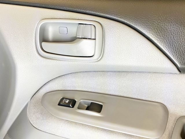 2006 Mitsubishi Lancer 4dr Sedan ES Automatic - 22981326 - 30