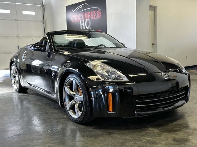 2006 Nissan 350Z 2dr Roadster Grand Touring Manual - 22360510 - 0