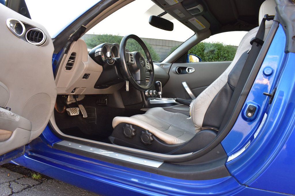 2006 Nissan 350Z 2dr Roadster Touring Automatic - 23095323 - 12