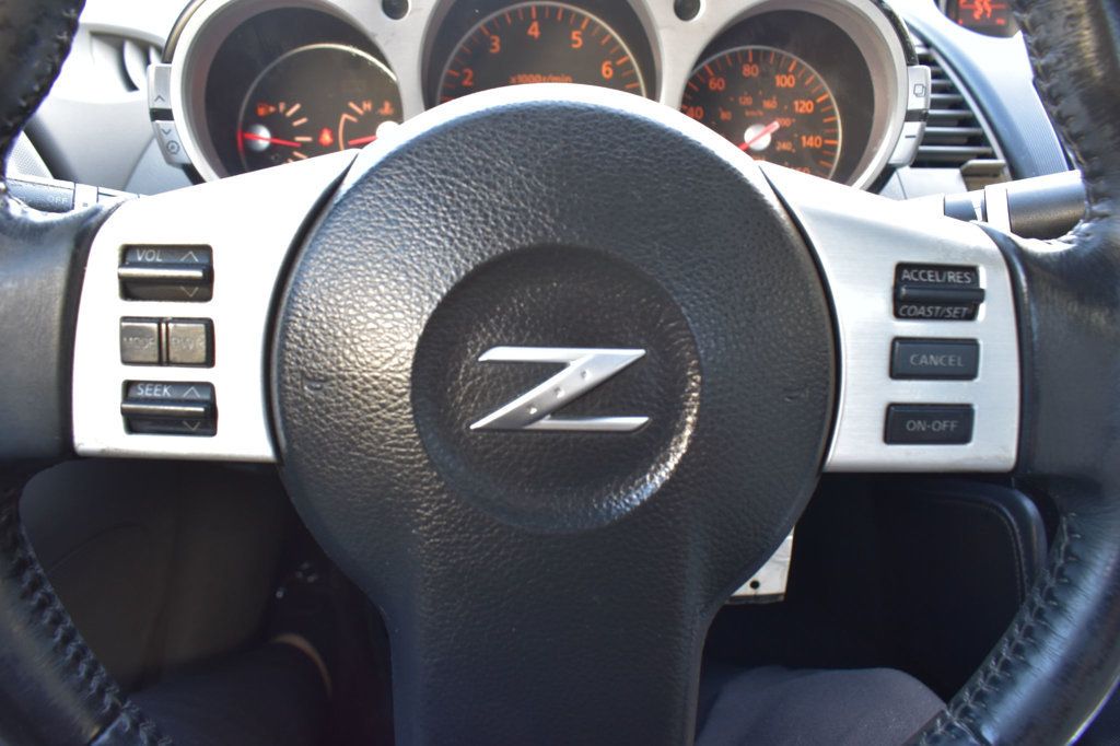 2006 Nissan 350Z 2dr Roadster Touring Automatic - 23095323 - 18