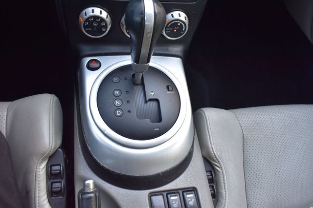 2006 Nissan 350Z 2dr Roadster Touring Automatic - 23095323 - 27