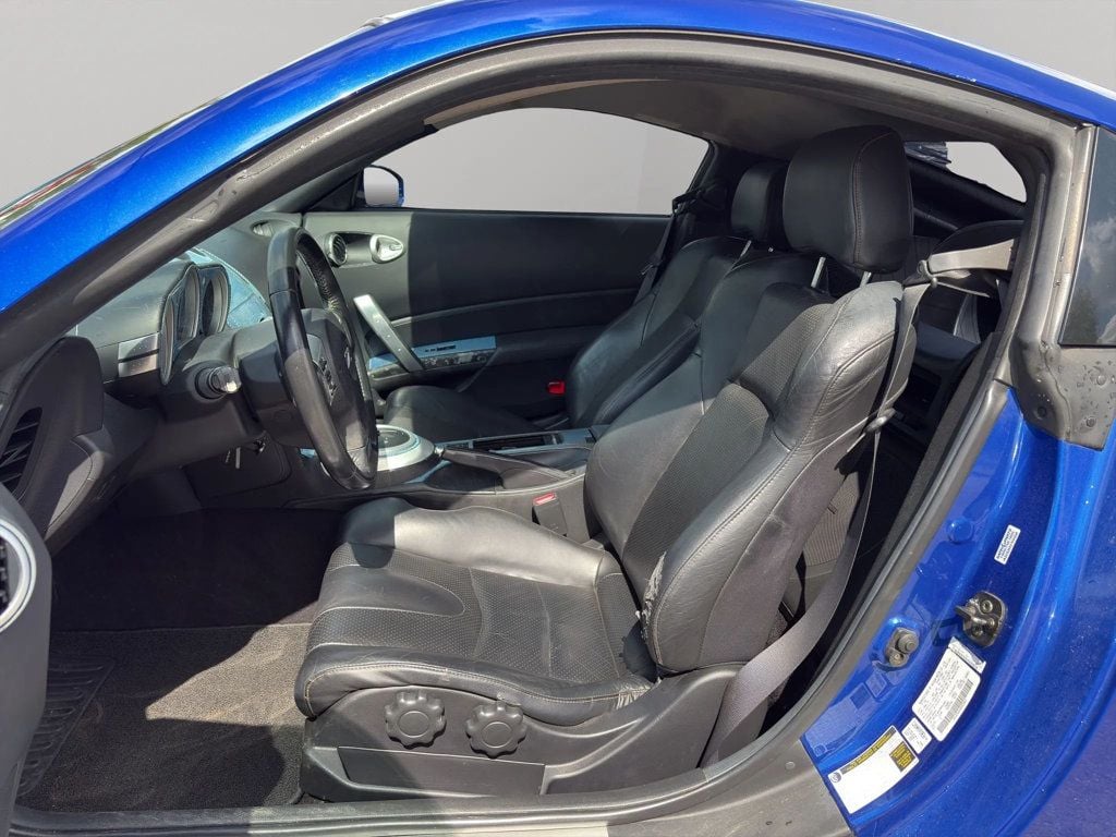 2006 Nissan 350Z Touring Coupe 2D - 22937026 - 15