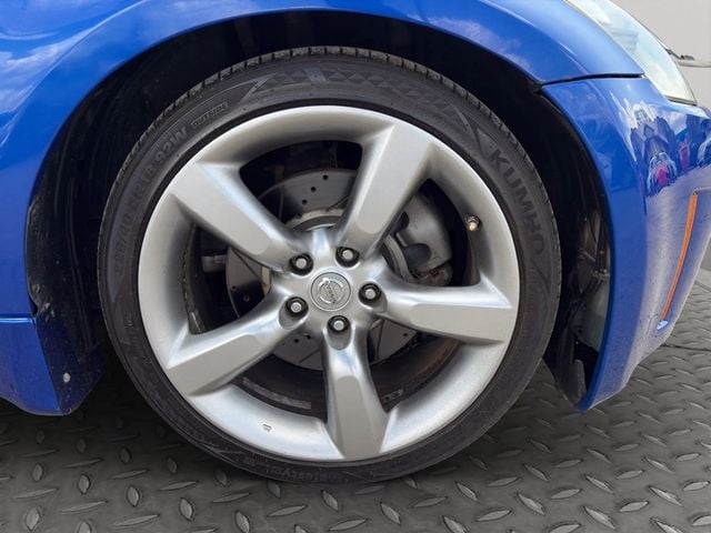2006 Nissan 350Z Touring Coupe 2D - 22937026 - 26