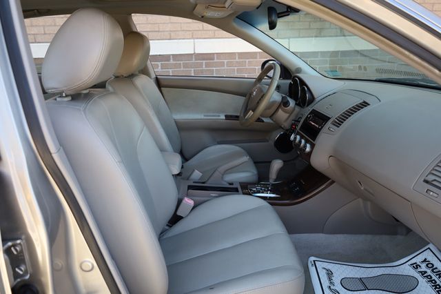 2006 Nissan Altima 4dr Sedan V6 Automatic 3.5 SE - 22995238 - 25