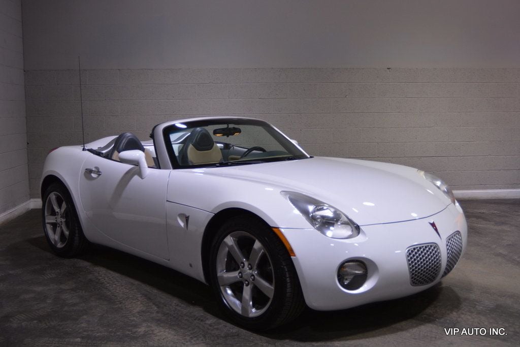 2006 Pontiac Solstice 2dr Convertible - 22614284 - 32