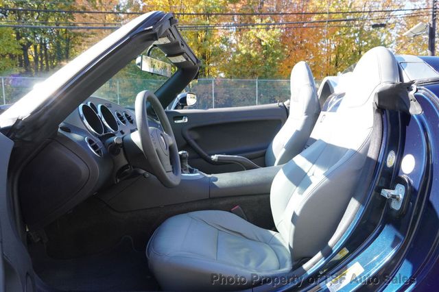 2006 Pontiac Solstice 2dr Convertible - 23100375 - 9