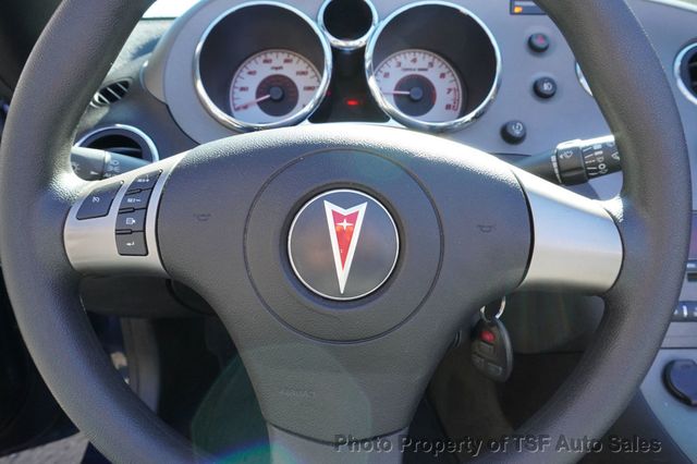 2006 Pontiac Solstice 2dr Convertible - 23100375 - 13