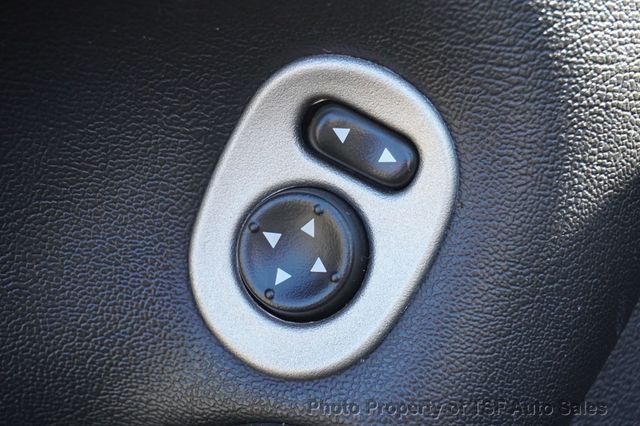2006 Pontiac Solstice 2dr Convertible - 23100375 - 17