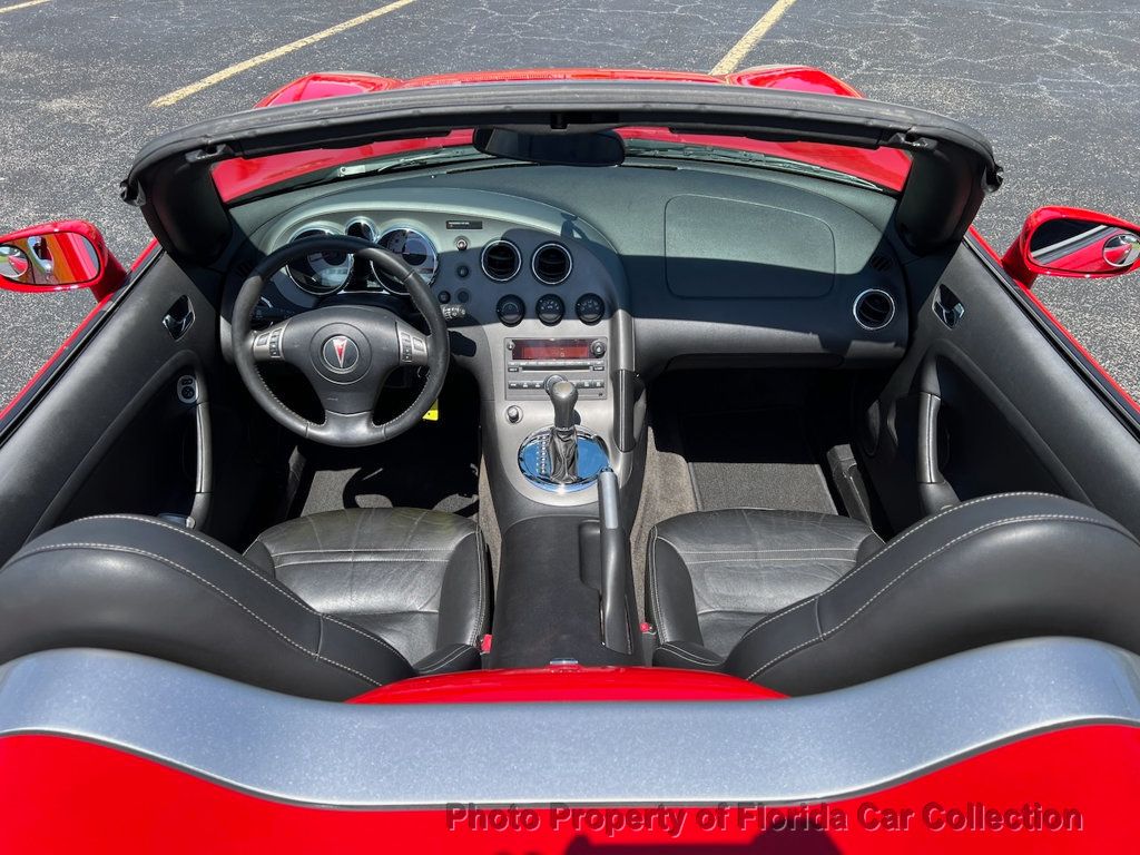 2006 Pontiac Solstice Convertible Roadster Premium - 22833909 - 10