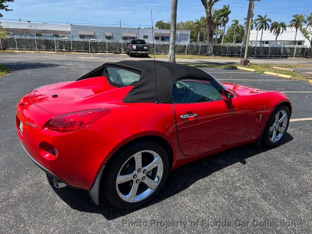 2006 Pontiac Solstice Convertible Roadster Premium - 22833909 - 25