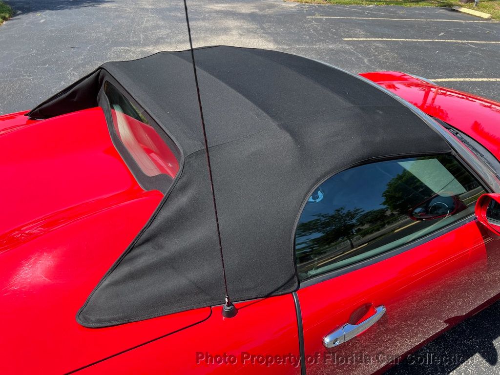 2006 Pontiac Solstice Convertible Roadster Premium - 22833909 - 37