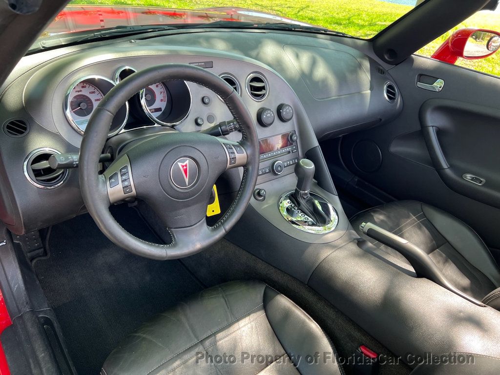 2006 Pontiac Solstice Convertible Roadster Premium - 22833909 - 44
