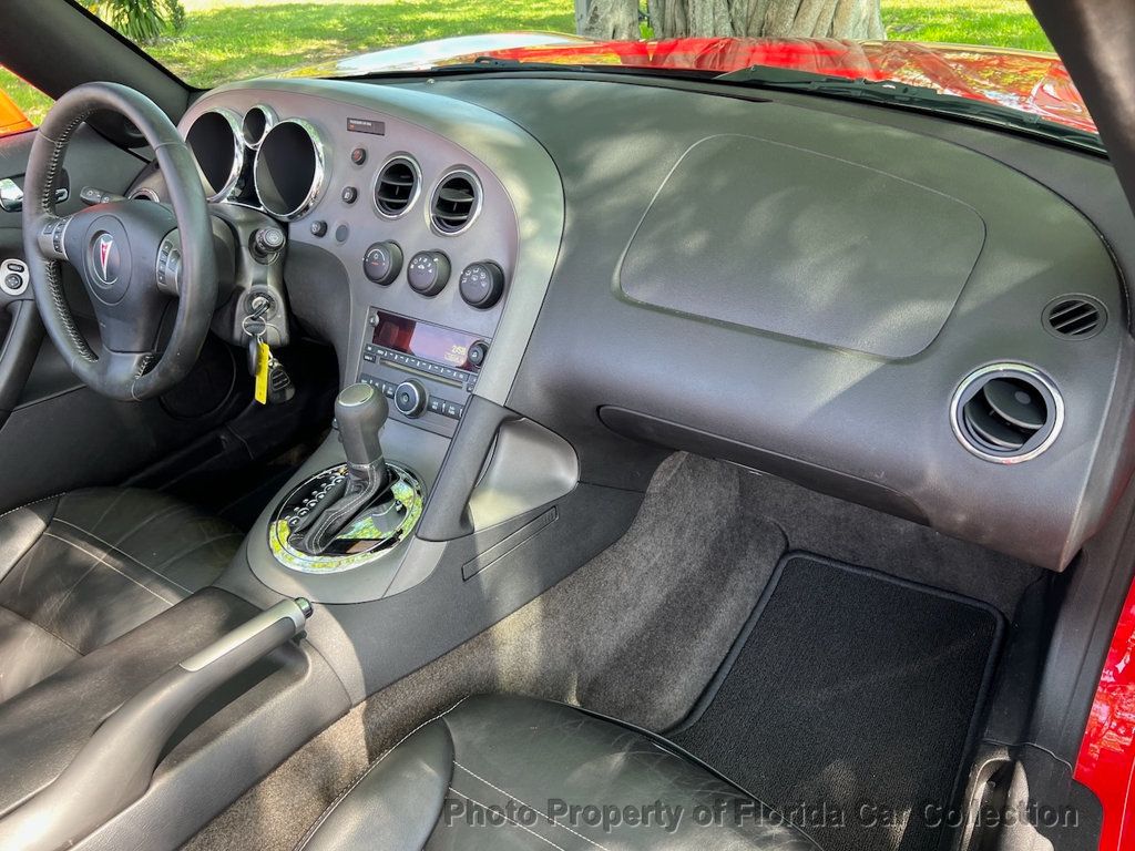 2006 Pontiac Solstice Convertible Roadster Premium - 22833909 - 46