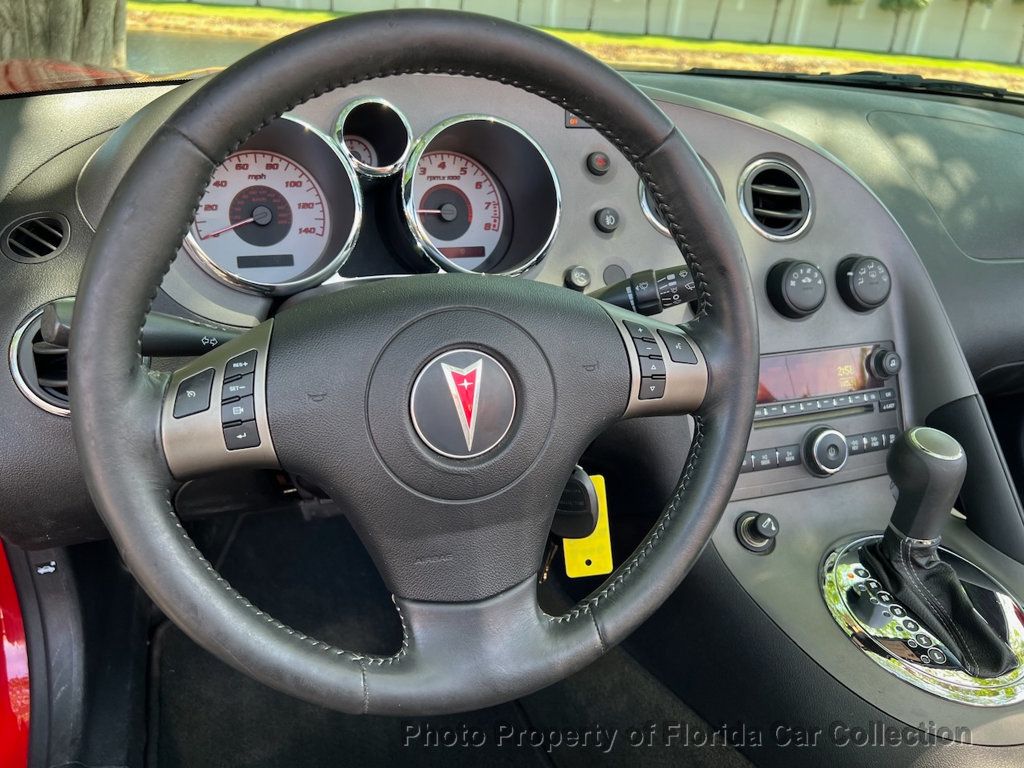 2006 Pontiac Solstice Convertible Roadster Premium - 22833909 - 50