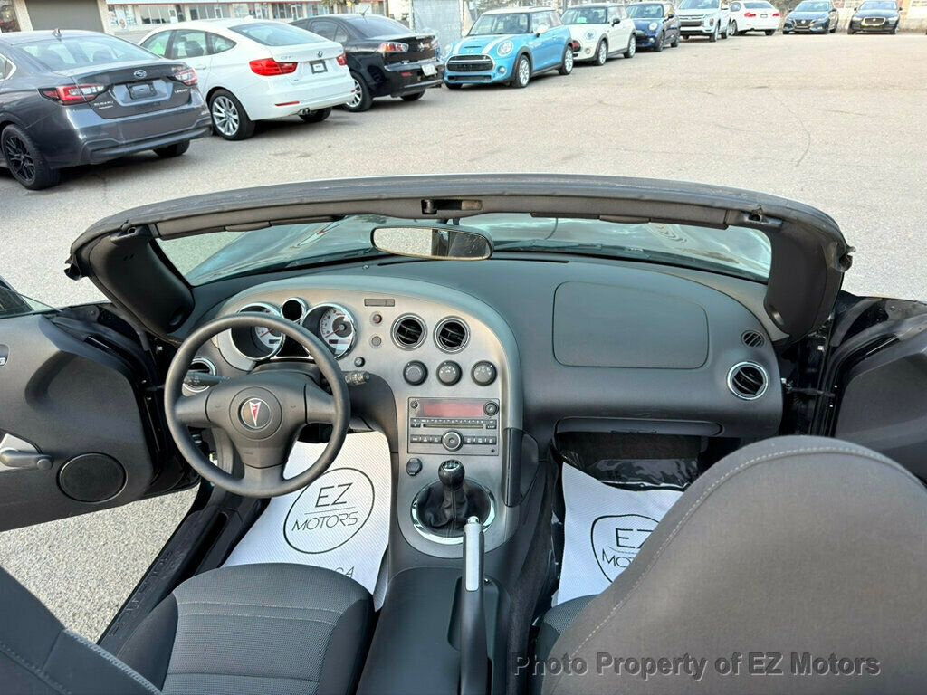 2006 Pontiac Solstice NO ACCIDENTS! MANUAL! CERTIFIED! - 23016552 - 22