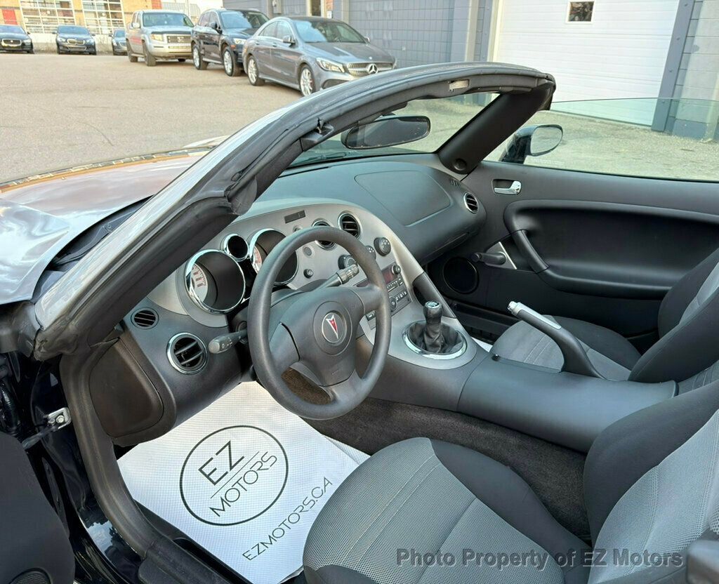 2006 Pontiac Solstice NO ACCIDENTS! MANUAL! CERTIFIED! - 23016552 - 26
