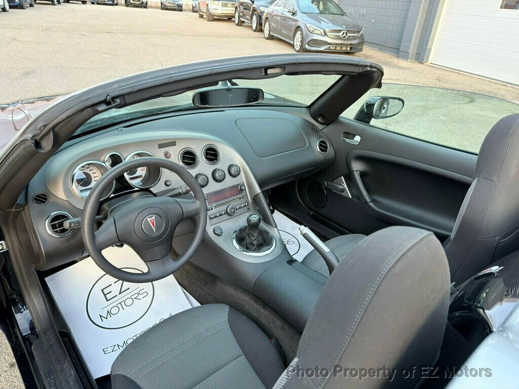 2006 Pontiac Solstice NO ACCIDENTS! MANUAL! CERTIFIED! - 23016552 - 27