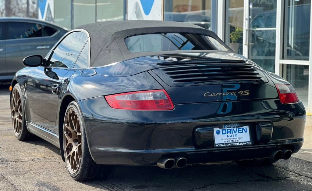2006 Porsche 911 2dr Cabriolet Carrera 4S - 22983318 - 24