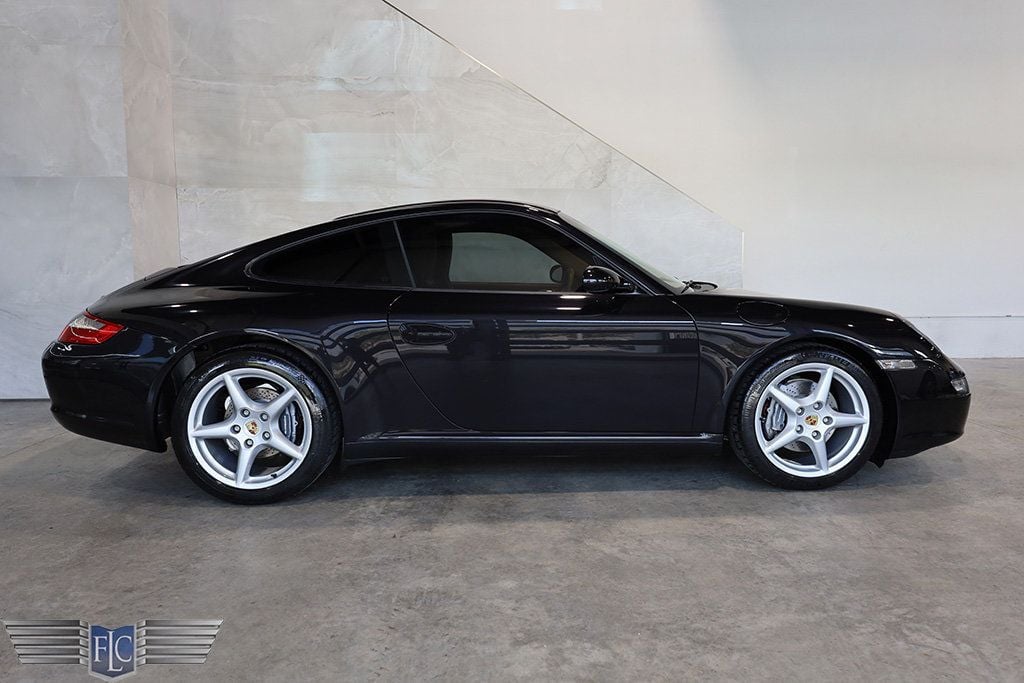 2006 Porsche 911 Carrera Coupe 6 Speed Manual - 22564613 - 2