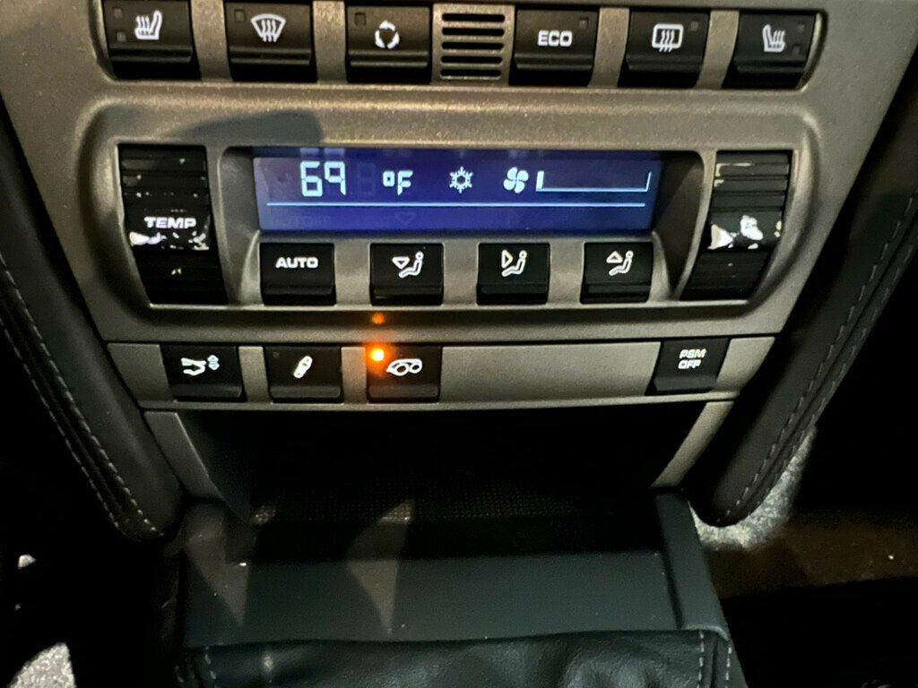 2006 Porsche 911 Carrera S/6SpeedManual/MoonRoof/HtdSeats/ActiveSportExhaust/NAV - 22936763 - 19