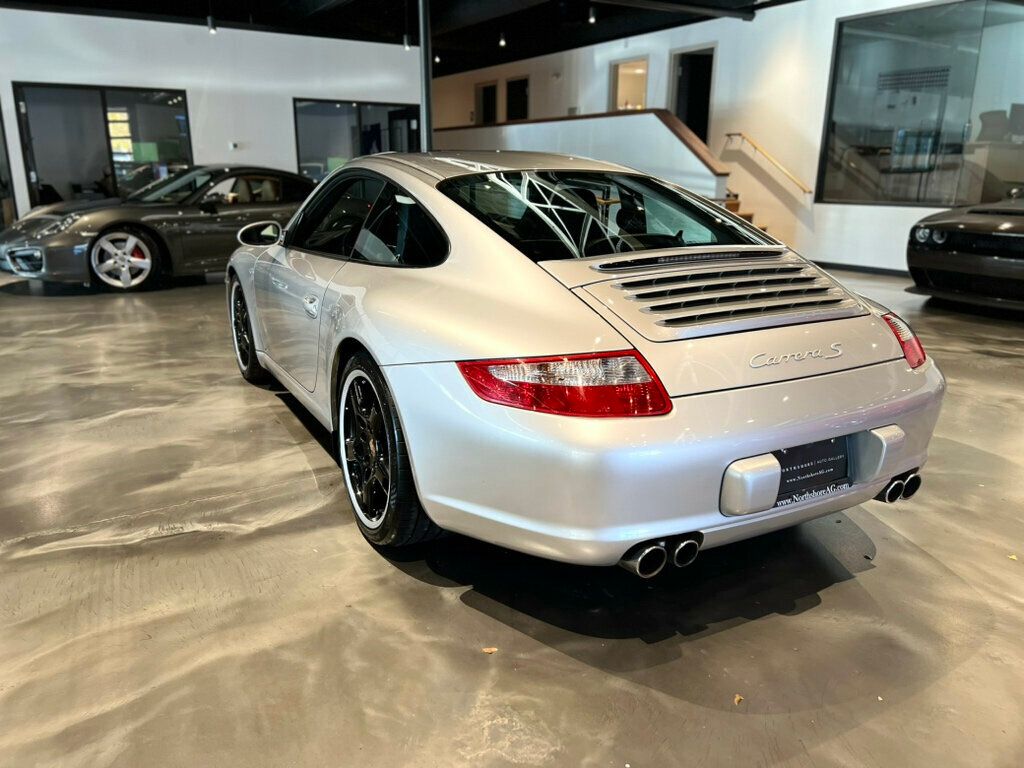 2006 Porsche 911 Coupe photo 3