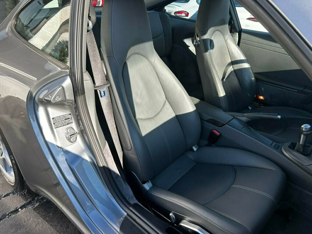 2006 Porsche 911 LocalTrade/911 CarreraCoupe/6-SpeedManual/HeatedLeatherSeats - 22967513 - 12