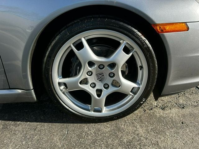 2006 Porsche 911 LocalTrade/911 CarreraCoupe/6-SpeedManual/HeatedLeatherSeats - 22967513 - 19