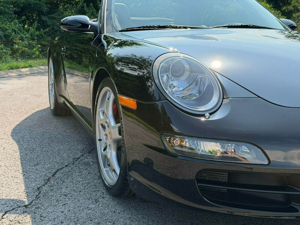 2006 Porsche 911 S/6spd Manual/Sport Chrono Pkg+/Red Belts/Carrera White Dials - 23056234 - 15