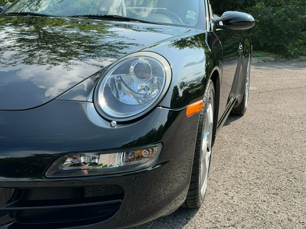 2006 Porsche 911 S/6spd Manual/Sport Chrono Pkg+/Red Belts/Carrera White Dials - 23056234 - 17