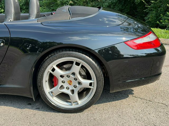 2006 Porsche 911 S/6spd Manual/Sport Chrono Pkg+/Red Belts/Carrera White Dials - 23056234 - 5