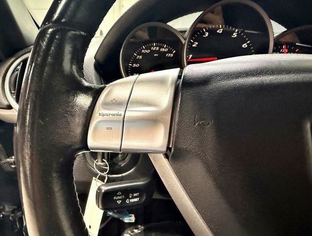 2006 Porsche Boxster 2dr Roadster - 22932361 - 18