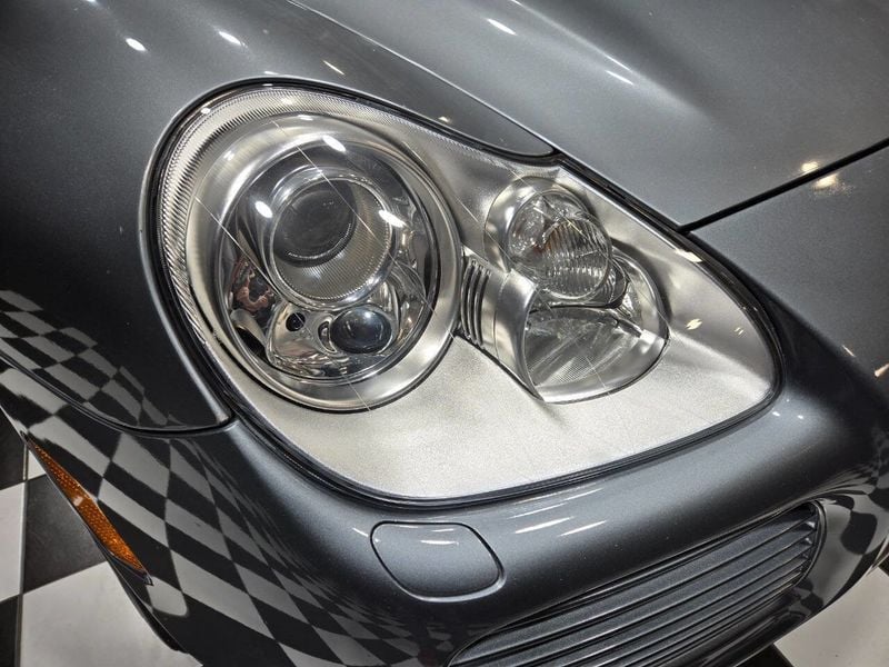 2006 Porsche Cayenne 4dr Turbo S Tiptronic - 22957527 - 36