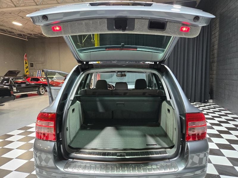 2006 Porsche Cayenne 4dr Turbo S Tiptronic - 22957527 - 44