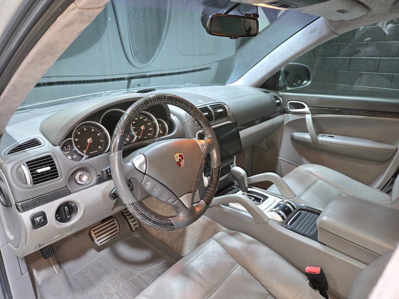 2006 Porsche Cayenne 4dr Turbo S Tiptronic - 22957527 - 71