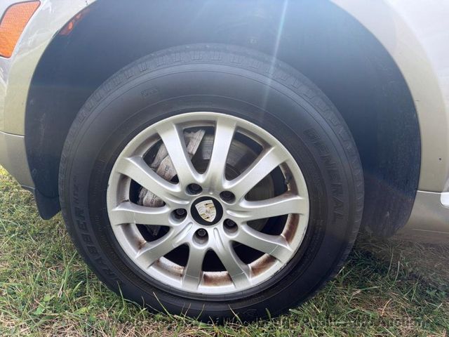 2006 Porsche Cayenne Base Trim - 23087785 - 12