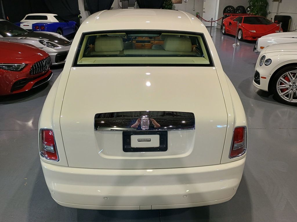 2006 Rolls-Royce Phantom 4dr Sedan - 23028522 - 4