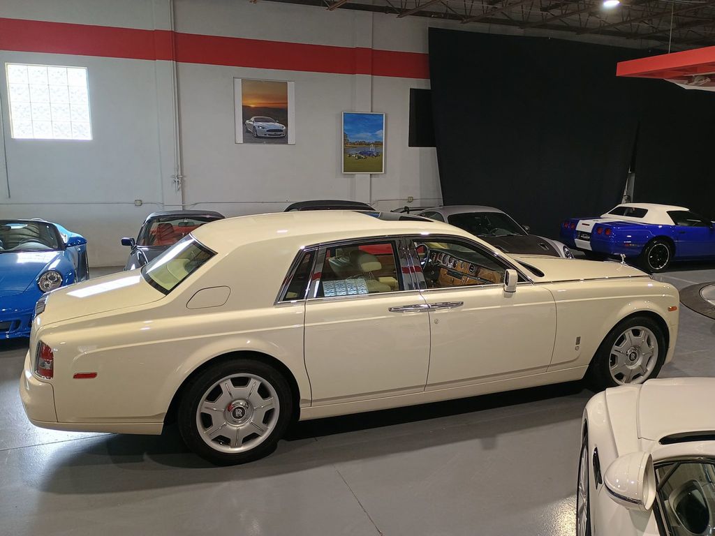 2006 Rolls-Royce Phantom 4dr Sedan - 23028522 - 6