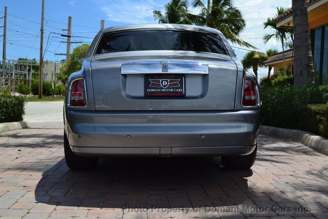2006 Rolls-Royce Phantom Beautiful RR Phantom - Well optioned! Theater Package! V12!!! - 18020231 - 9