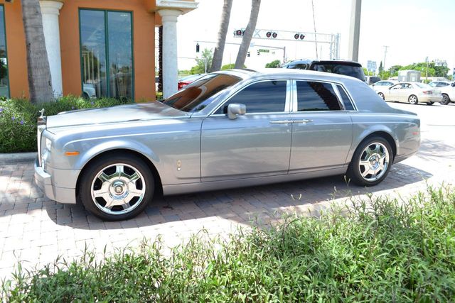 2006 Rolls-Royce Phantom Beautiful RR Phantom - Well optioned! Theater Package! V12!!! - 18020231 - 10