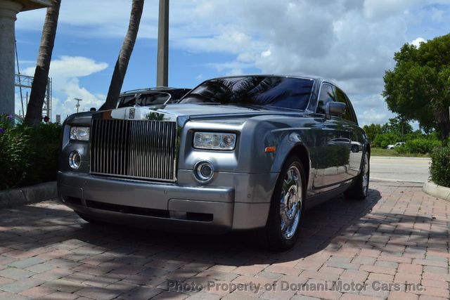 2006 Rolls-Royce Phantom Beautiful RR Phantom - Well optioned! Theater Package! V12!!! - 18020231 - 11