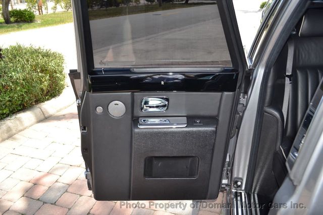 2006 Rolls-Royce Phantom Beautiful RR Phantom - Well optioned! Theater Package! V12!!! - 18020231 - 28
