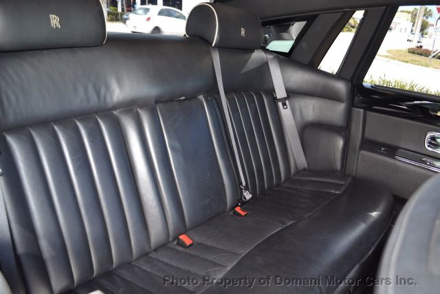 2006 Rolls-Royce Phantom Beautiful RR Phantom - Well optioned! Theater Package! V12!!! - 18020231 - 38