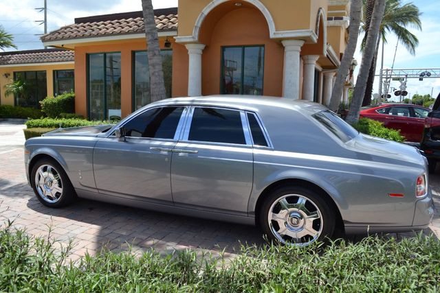 2006 Rolls-Royce Phantom Beautiful RR Phantom - Well optioned! Theater Package! V12!!! - 18020231 - 4