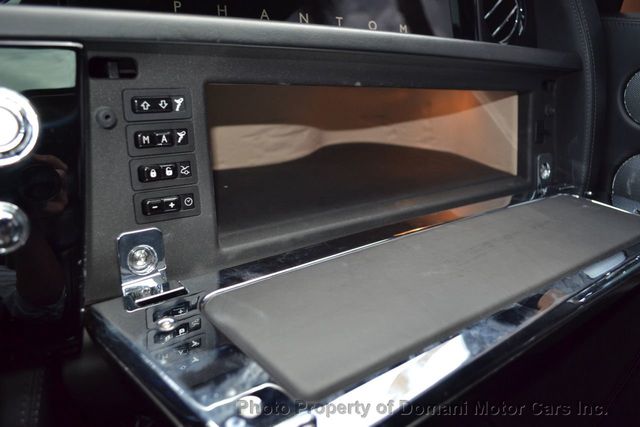 2006 Rolls-Royce Phantom Beautiful RR Phantom - Well optioned! Theater Package! V12!!! - 18020231 - 48