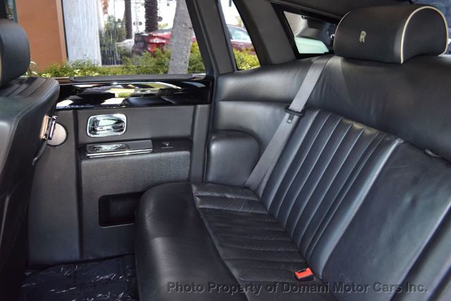 2006 Rolls-Royce Phantom Beautiful RR Phantom - Well optioned! Theater Package! V12!!! - 18020231 - 60