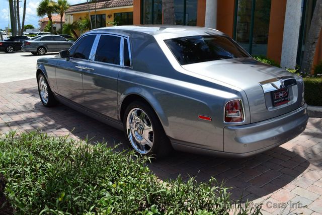 2006 Rolls-Royce Phantom Beautiful RR Phantom - Well optioned! Theater Package! V12!!! - 18020231 - 6